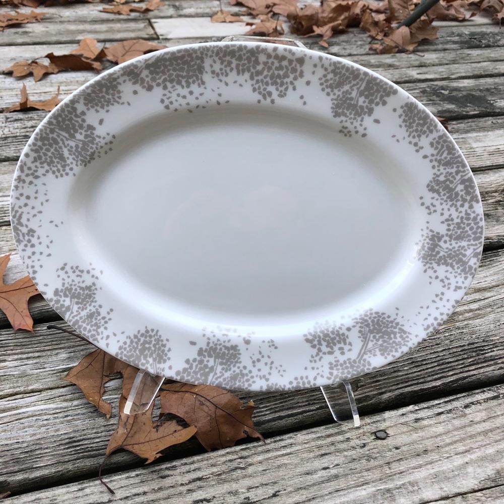 Nina Campbell by Roy Kirkham Woodsford Platter